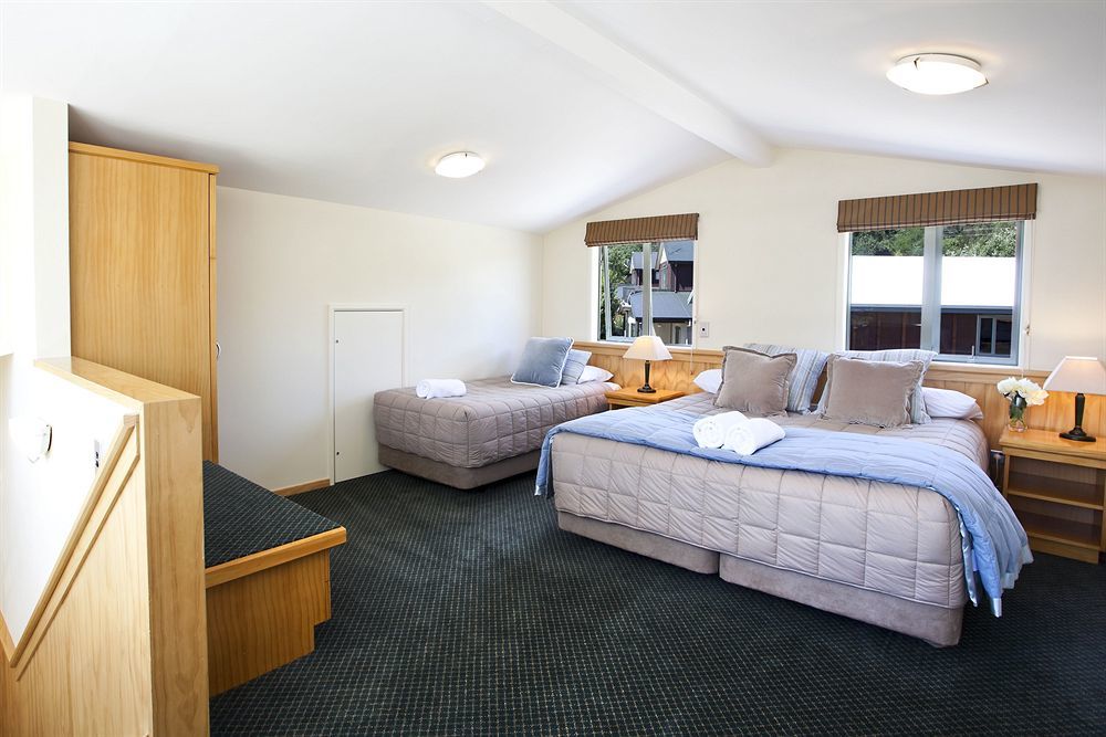 Clearbrook Motel & Serviced Apartments Wanaka Exterior photo