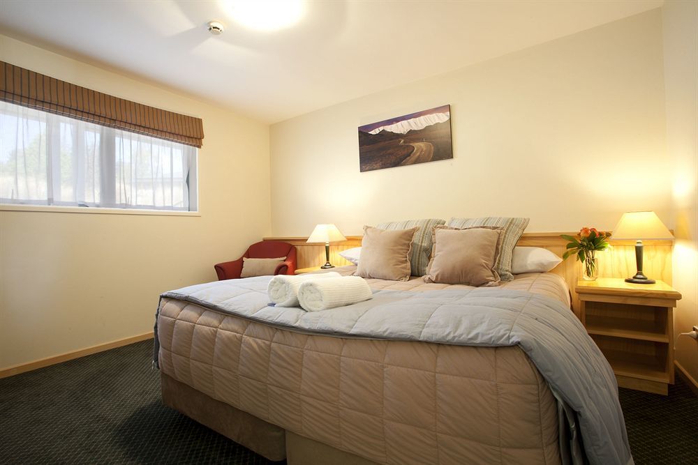 Clearbrook Motel & Serviced Apartments Wanaka Exterior photo