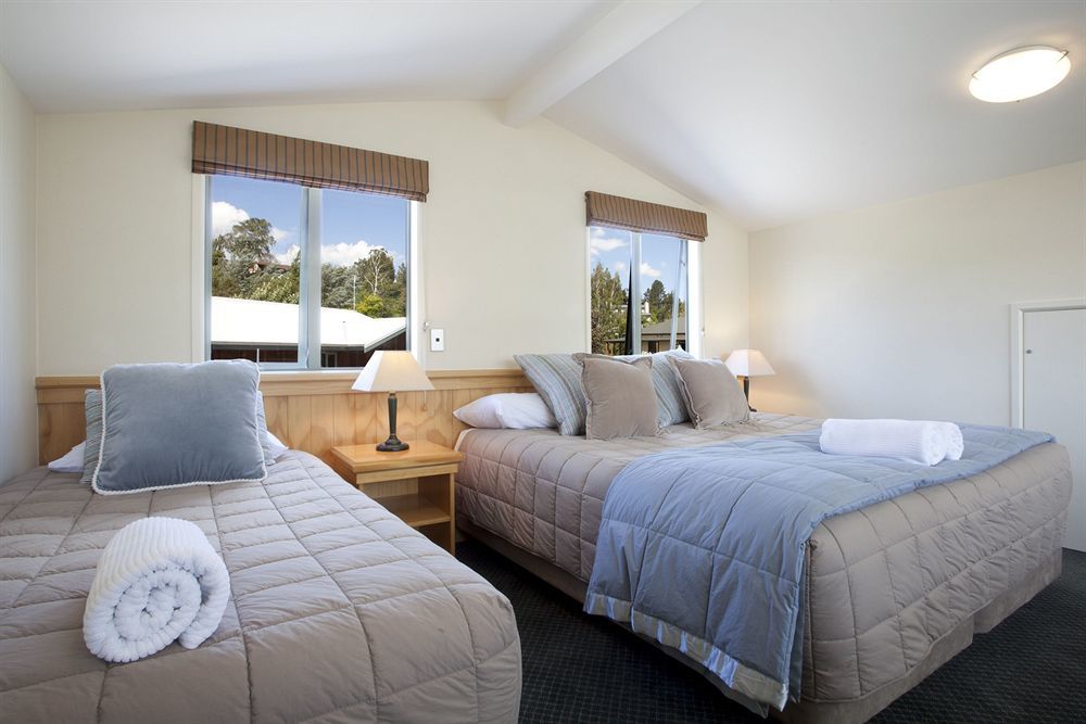 Clearbrook Motel & Serviced Apartments Wanaka Exterior photo