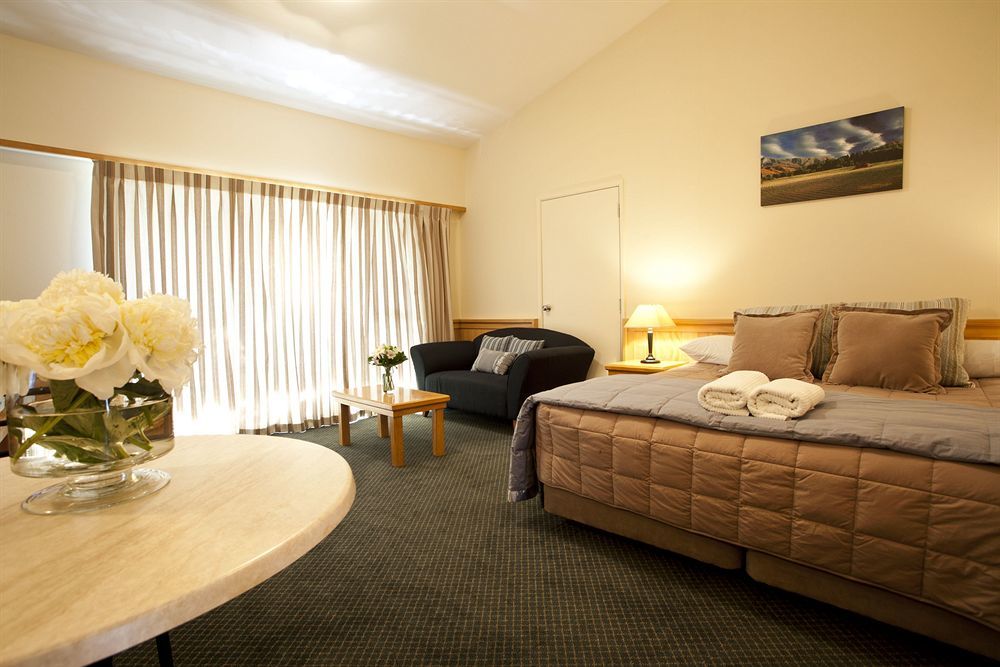 Clearbrook Motel & Serviced Apartments Wanaka Exterior photo